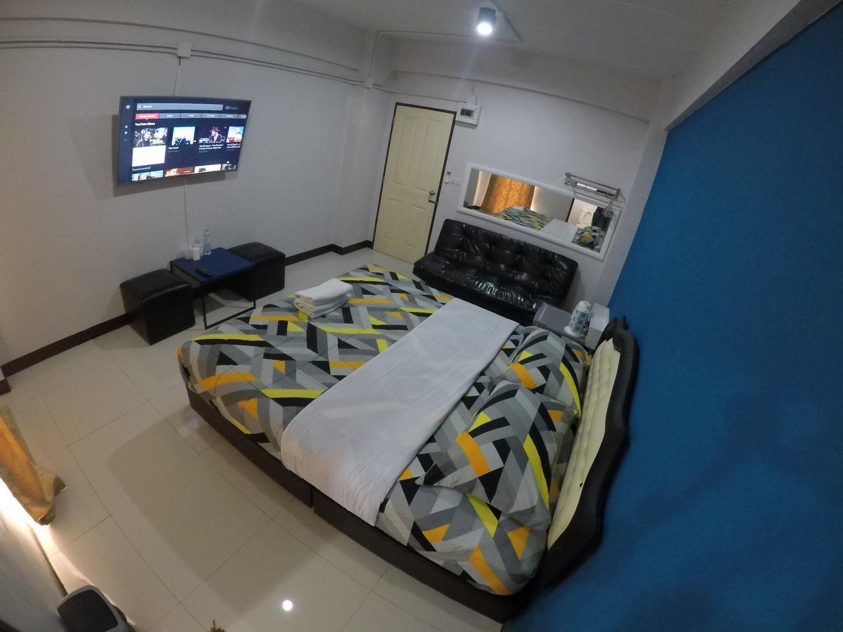 Bun Som Apartment Ban Don Lang Esterno foto